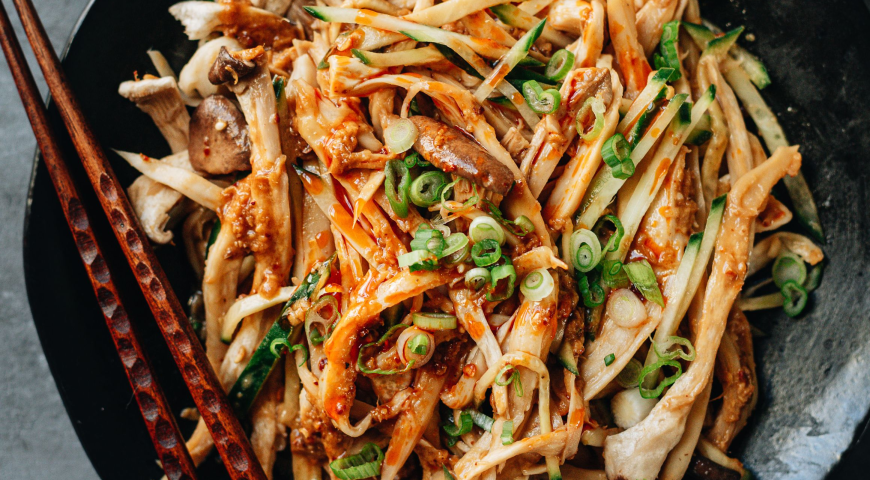 Vegetarian Secrets in Traditional Chinese Cuisine Vegetarian Secrets in Traditional Chinese Cuisine